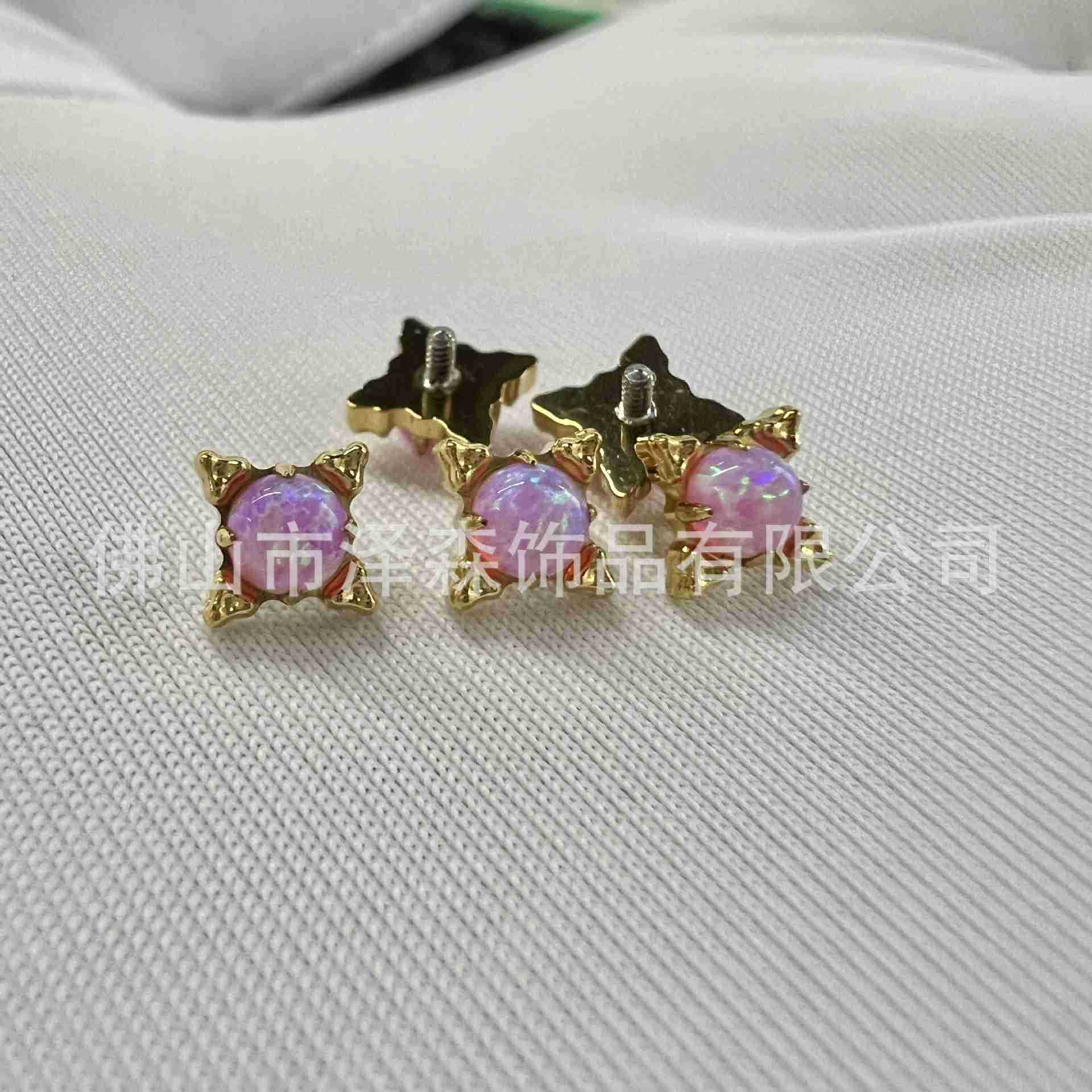 Silver pointed spike labret stud material detail