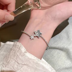 星星碰撞！碎冰蓝星星手镯女学生党闺蜜手饰2025新款小众精致手链