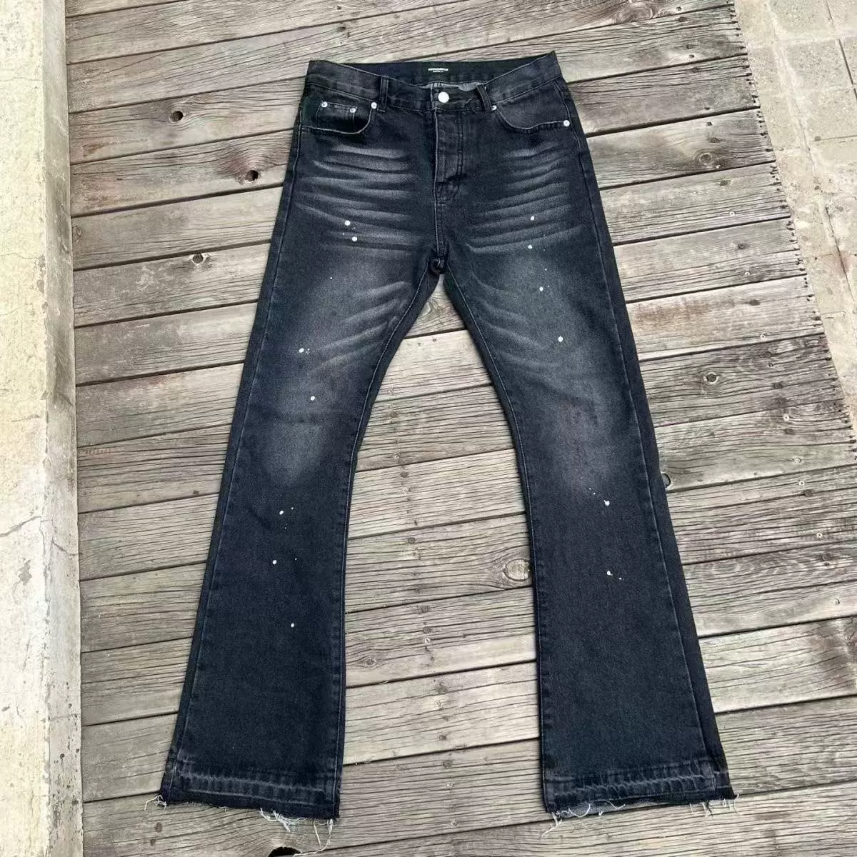 Джинсы bootcut FAR ARCHIVE, винтажная стирка и брызги краски, мужские, чёрные