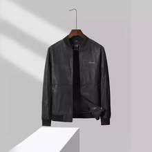 龙达飞春季新品专柜同款男士时尚休闲印花皮夹克外套男S11316A1