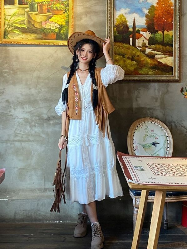超好看~波西米亚复古流苏刺绣马甲外搭旅行度假穿搭短背心上衣女|undefined