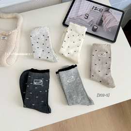 鹿鹿升秋冬新款重工日系潮小清新长筒泡泡口碎花蕾丝布标月子女袜