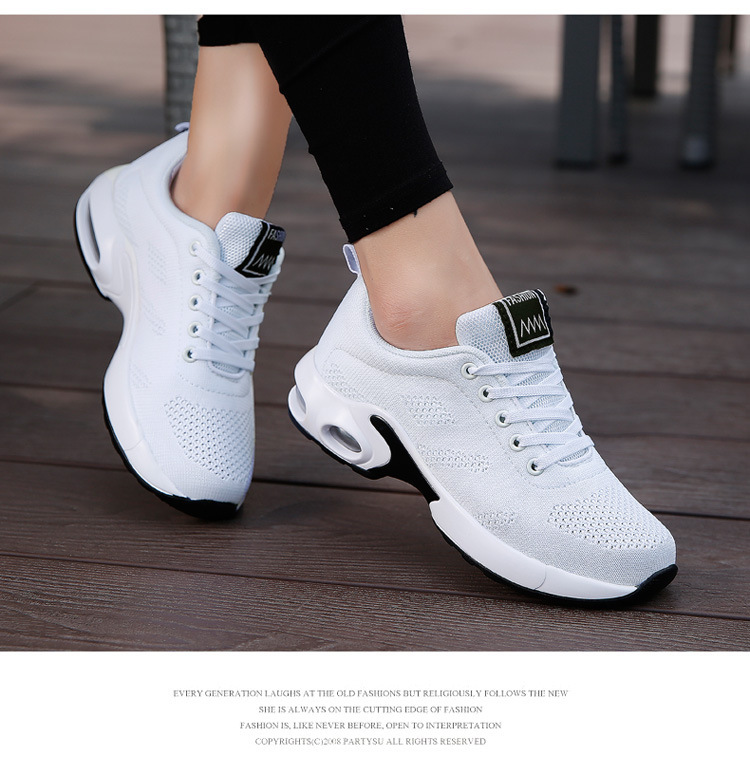 Women's Sports Solid Color Round Toe Sports Shoes display picture 15