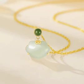 项链;和田玉项饰;戒指