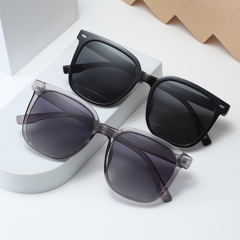 Gafas de sol polarizadas de montura grande cuadradas al por mayor transfronterizas de nuevo estilo Gafas de sol con sombra de viaje de estilo ins de alta gama para mujer