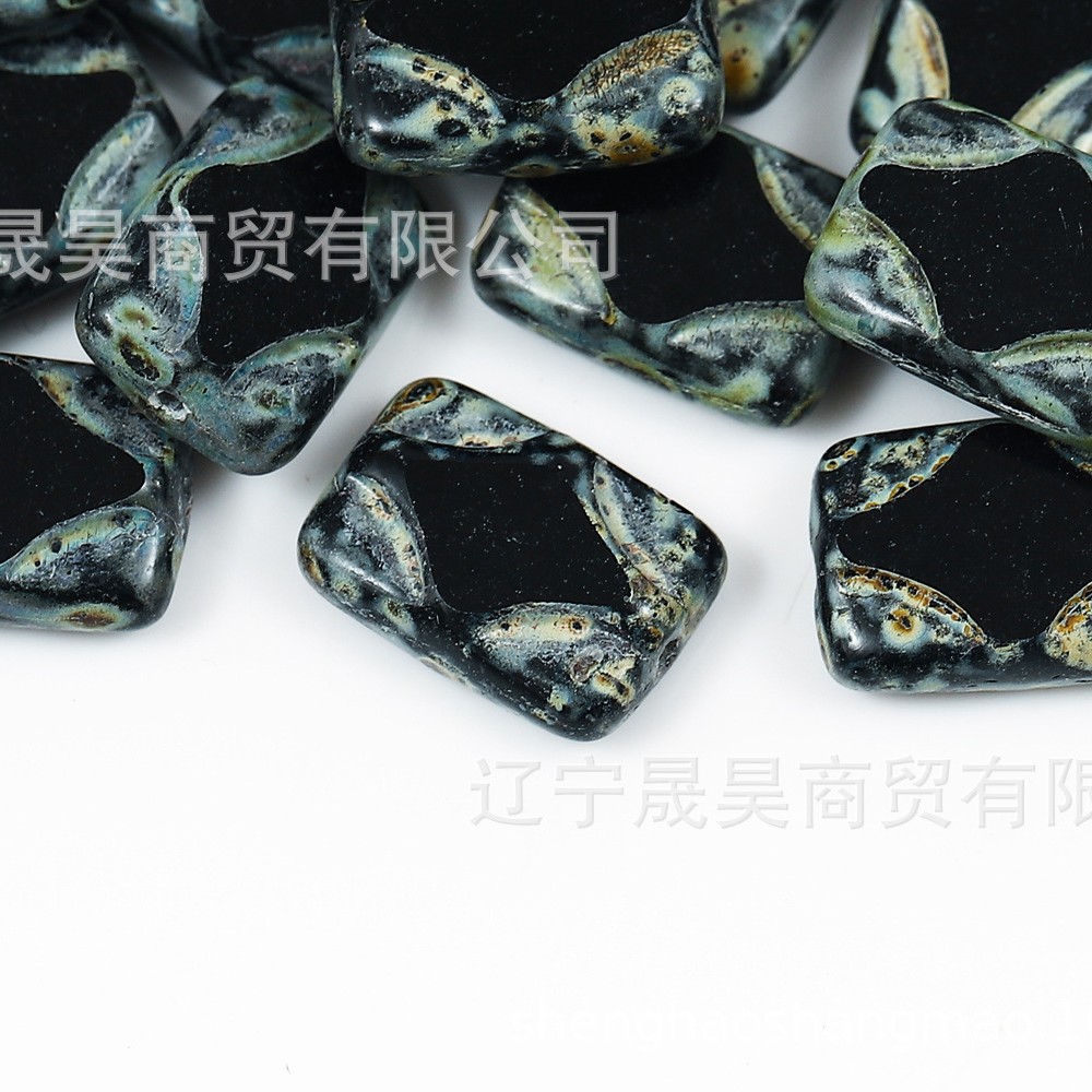 도매 체코어 수입 12×8MM 빈티지 면처리된 구호 유리 구슬 DIY 구슬 액세서리 보석 재료