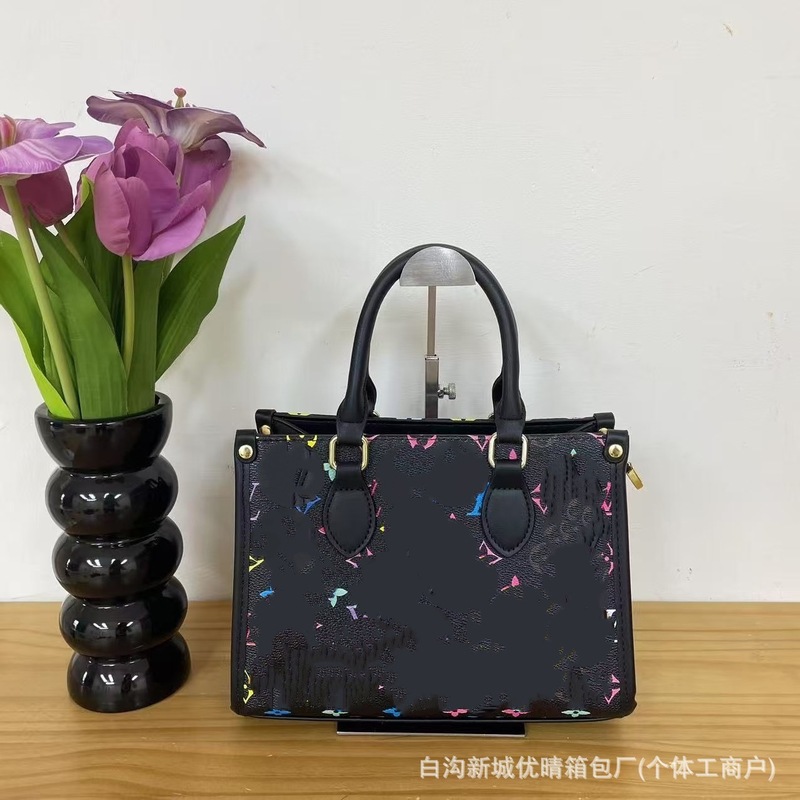 跨境新款驴家女包托特包印花购物单肩手提包白三彩直供跨境新款|undefined