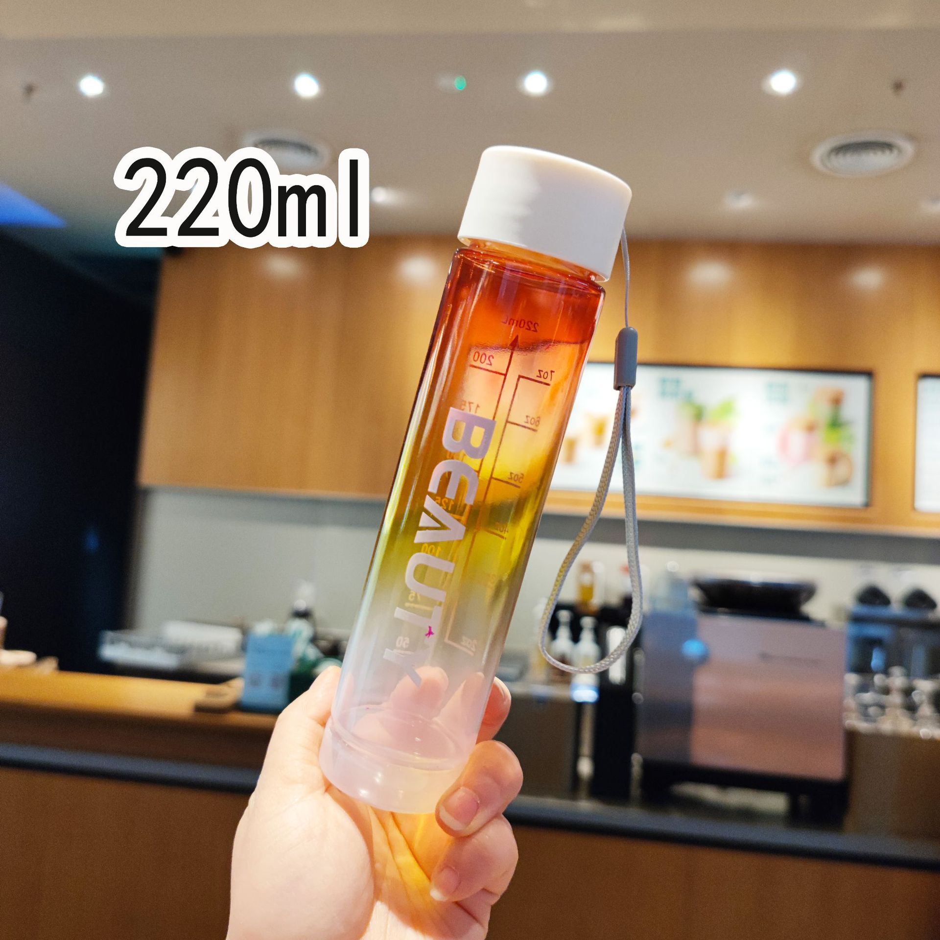 Mini taza de bolsillo 220ml taza de bolsillo de alumno al aire libre taza de plástico de bebida directa brillante brillo esmerilado gradiente jugo de cuerda