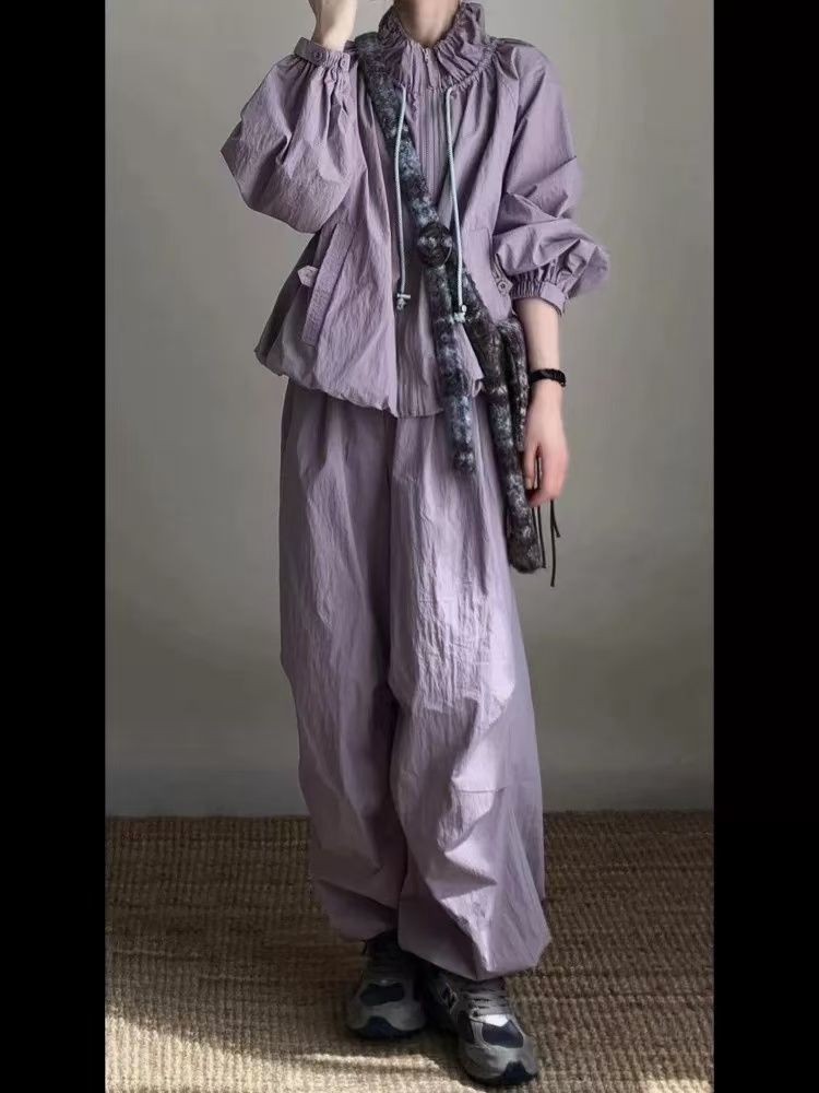 진한 보라색