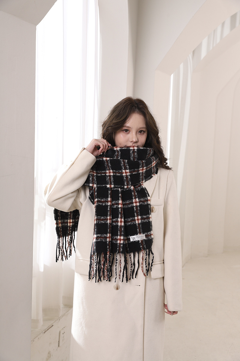 2024 automne hiver nouvelle atmosphère d'écharpe épaisse en mohair, chaleur haut de gamme, manteau polyvalent pour hommes et femmes à rayures_voghion.com