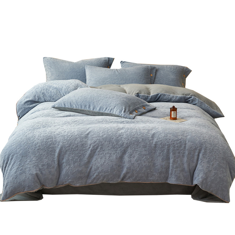 Espesado tallado de leche de lana de cuatro piezas conjunto 2025 nuevo coral lana de invierno sábanas de franela cubierta de cama