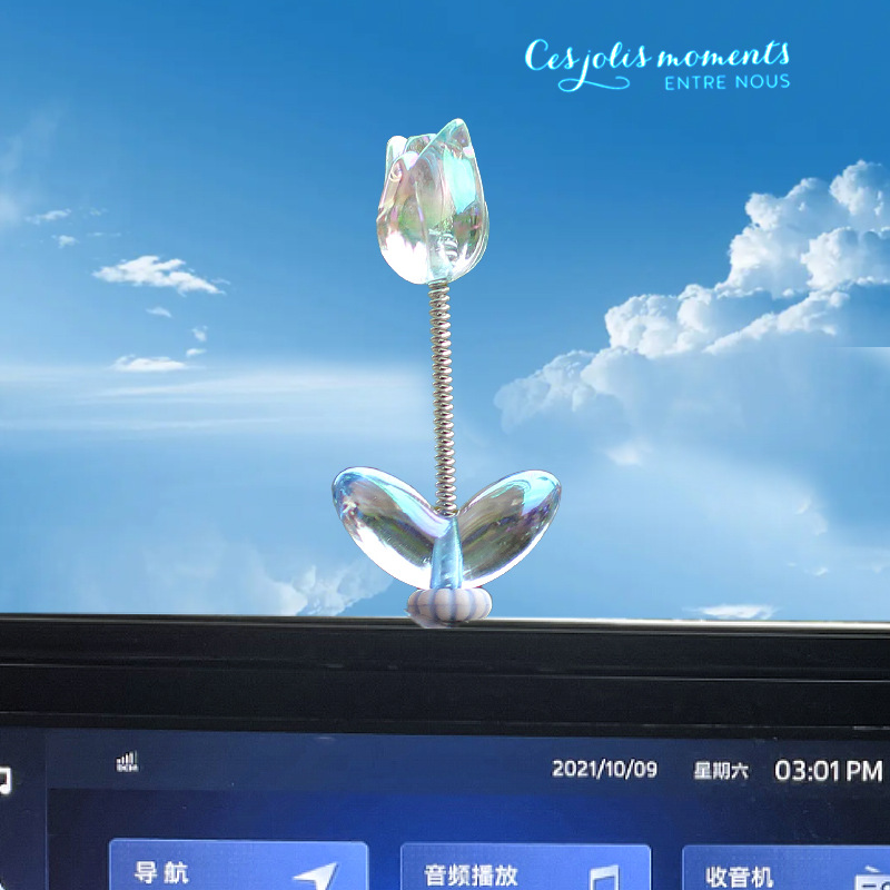 Tendencias nuevos productos adornos para automóviles tulipanes transparentes sacudiendo la cabeza flores adornos pequeños decoración de automóviles Douyin Internet rojo