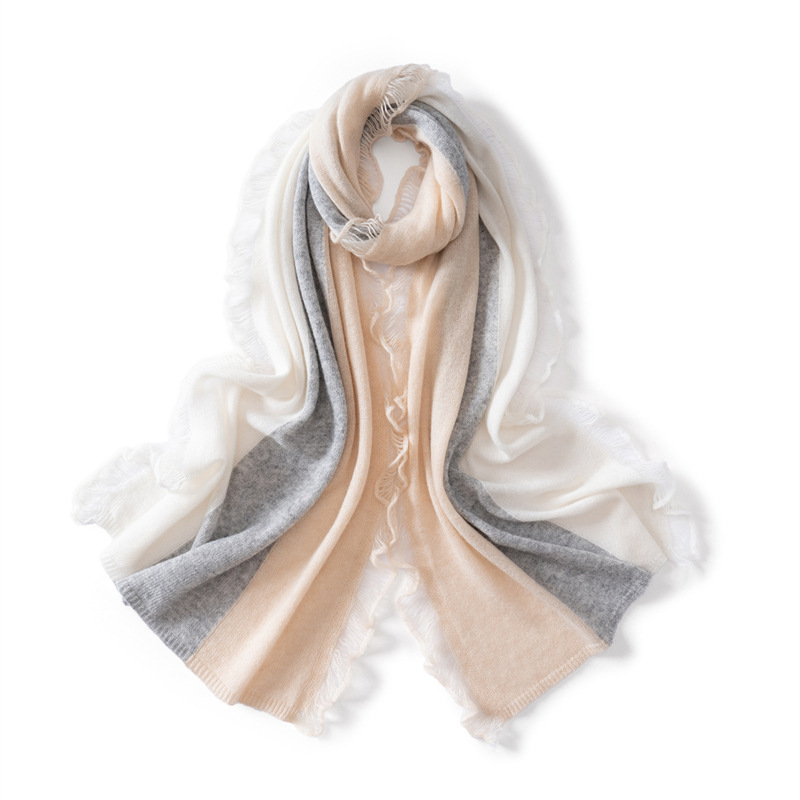 山羊绒围巾秋冬新款女薄款保暖单股纯色流苏针织披肩围巾时尚围脖