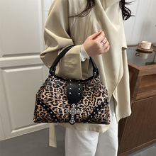 高级感豹纹腋下包包女复古时尚拼接手提单肩包法式百搭通勤女包潮