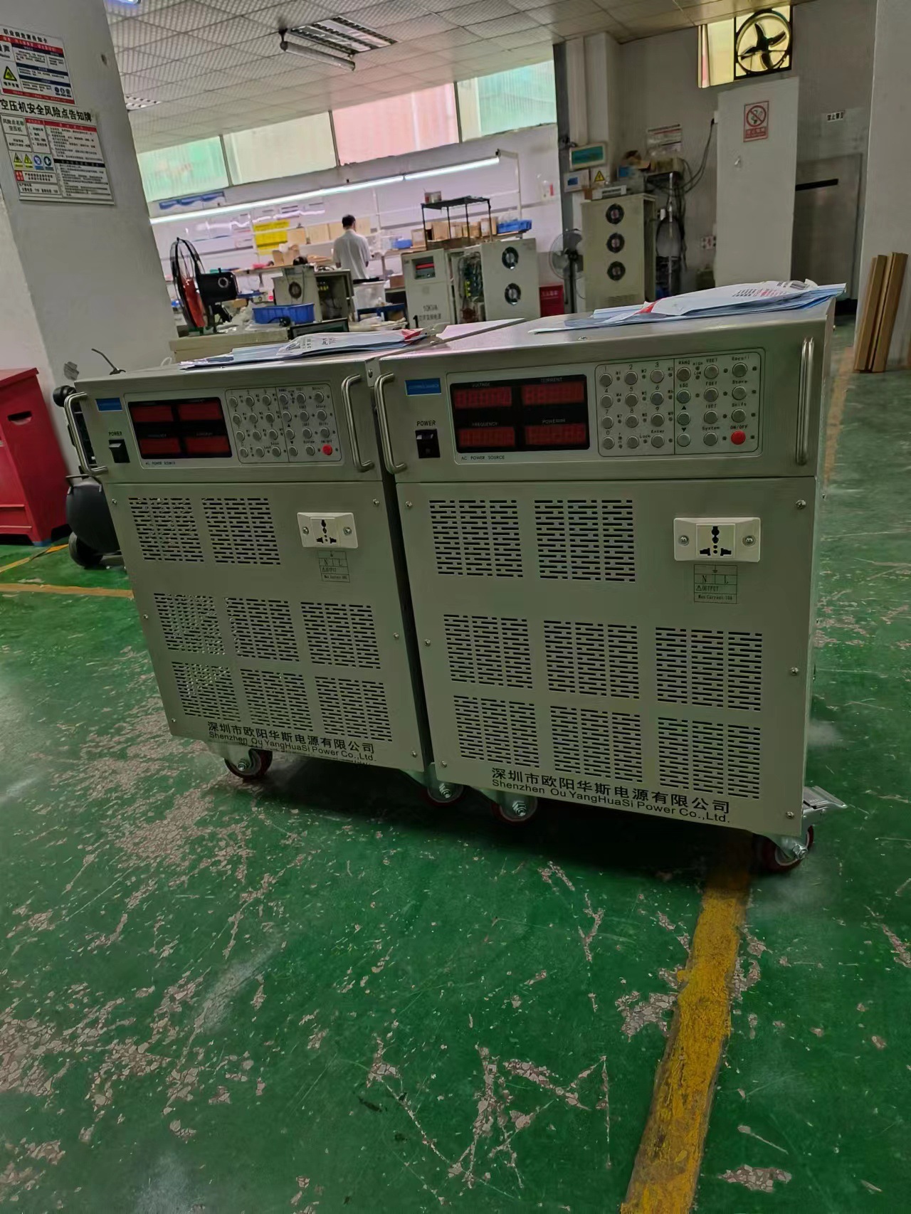 ŷ����˹10KVA�ɱ�̱�Ƶ��Դ�����ɶ���RS232ͨѶ����