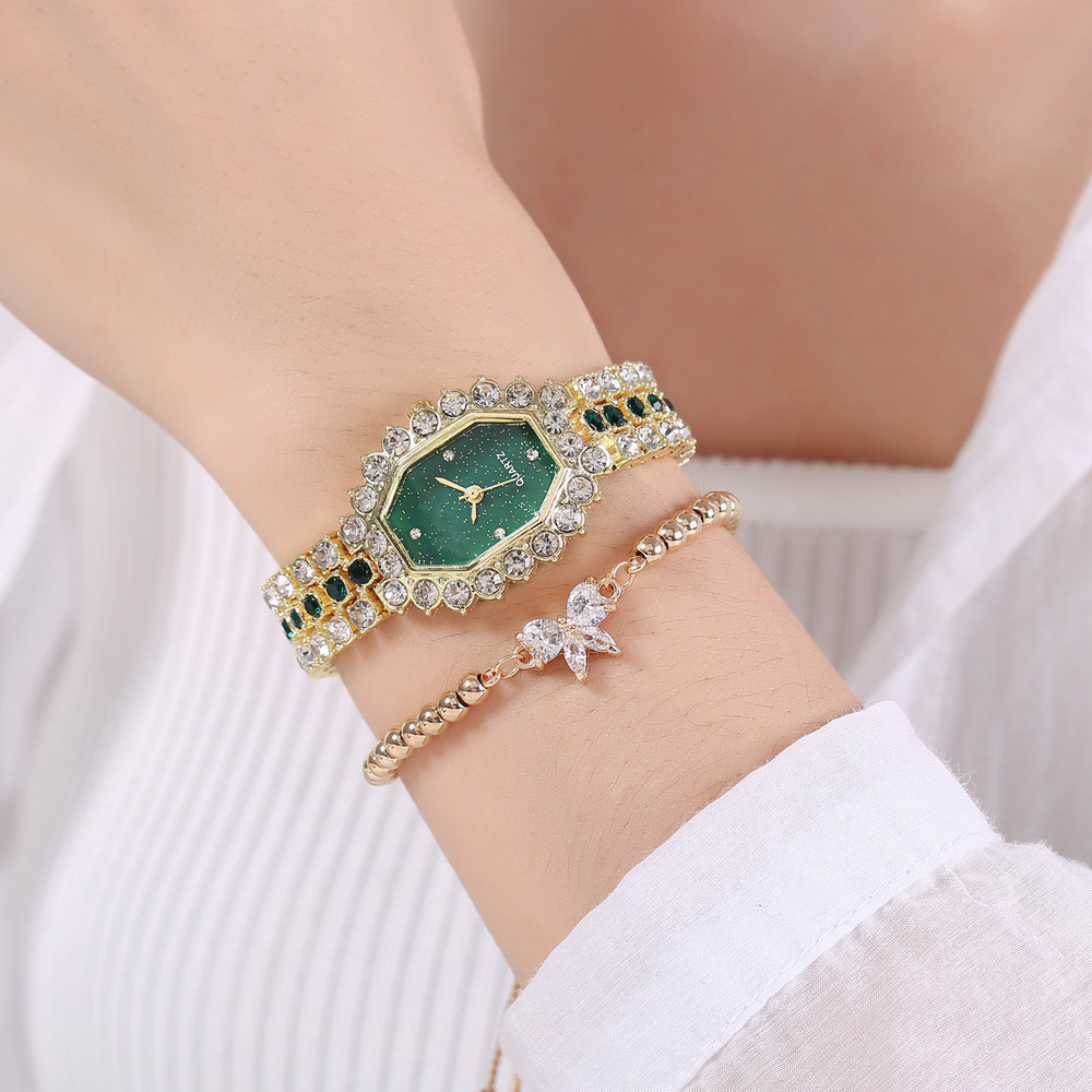 New steel band watch female student fashion trend Korean jewelry bracelet steel band watch full diamond square women's watch_voghion.com