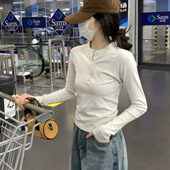 纽扣半开领长袖T恤女秋季2025设计感插肩袖内搭短上衣打底衫