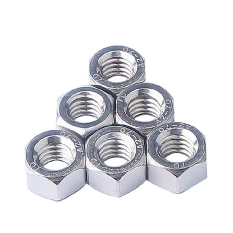 Q195材质 4级GB52六角螺母 本色