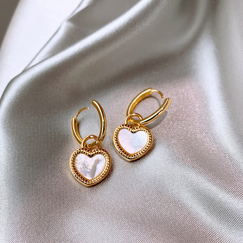 Fashion Double-sided Color Heart-shape Lock Gold Alloy Ear Clip display picture 4