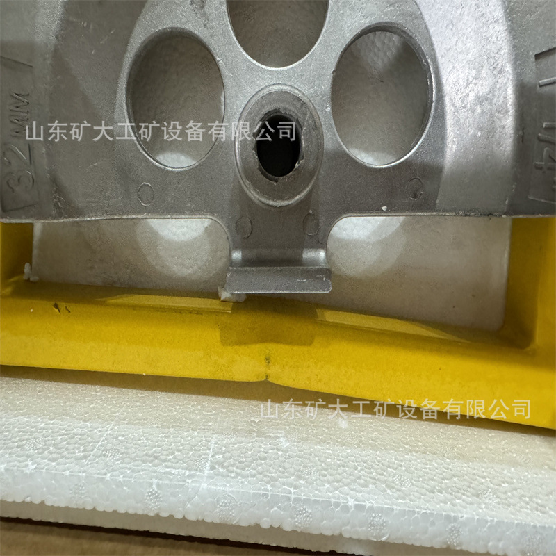 Manual Pipe Bending Machine for Iron Pipes, Steel Pipes, Aluminum Pipes with Complete Mold Set and Three Chucks for Copper Pipe Bending