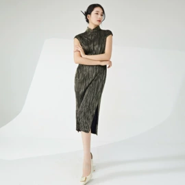 连衣裙;女式T恤;时尚休闲套装