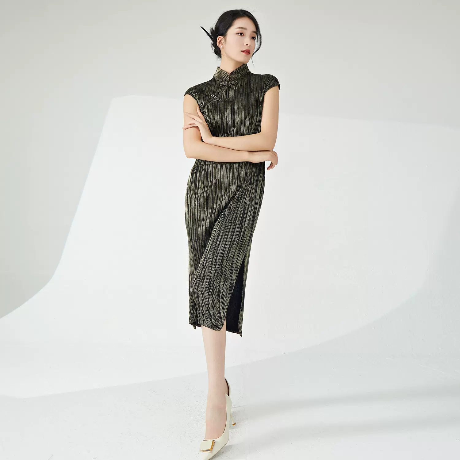 高档烫金新中式连衣裙开衩盘扣热卖复古气质优雅改良中式旗袍裙子