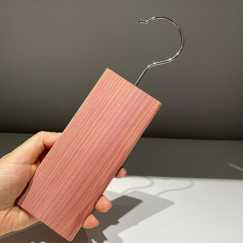 58C1 Love Home Natural cedar wood chips for hanging wardrobes, anti-mold and insect repellent tablets, household shoe cabinets, moth-proof logs