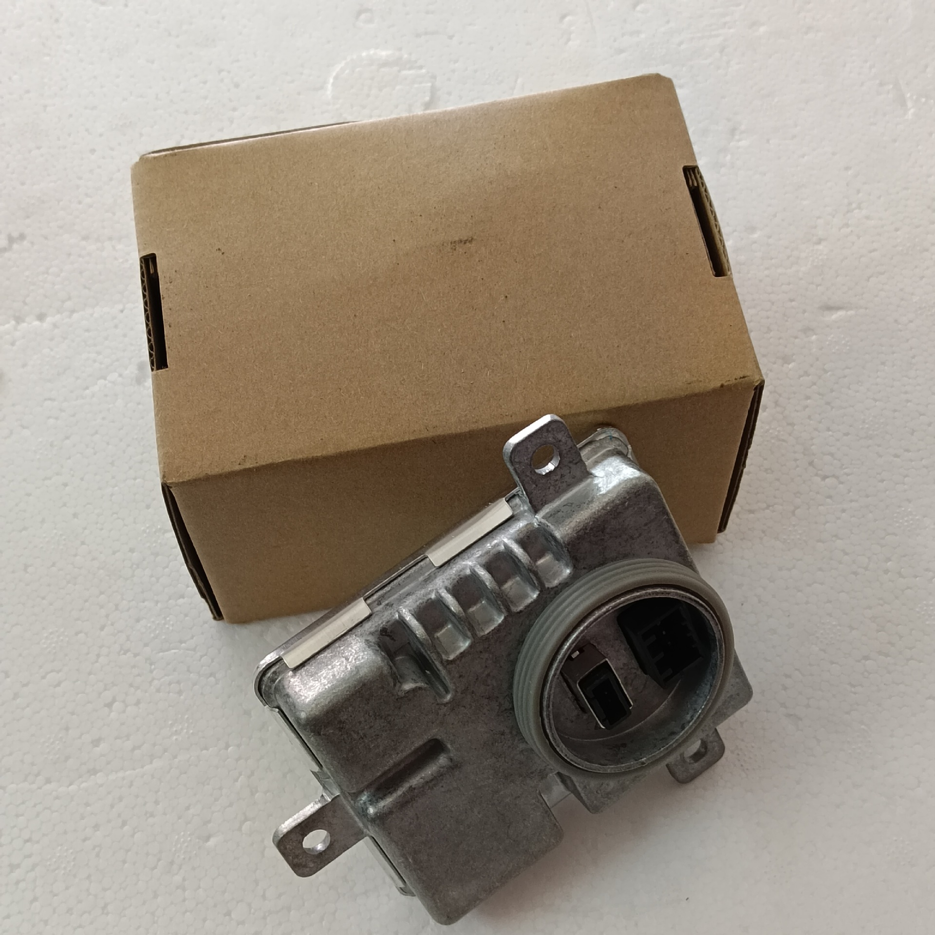 Suitable for Audi A4L A6L Q5 Touareg Tiguan Xenon Car Headlight Ballast High Voltage Package Computer Module