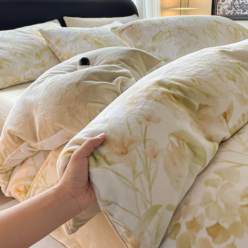 Otoño y invierno de leche de lana de cuatro piezas conjunto 2025 nuevo doble cara sábanas de lana de coral cubierta de cama de tres piezas grueso conjunto