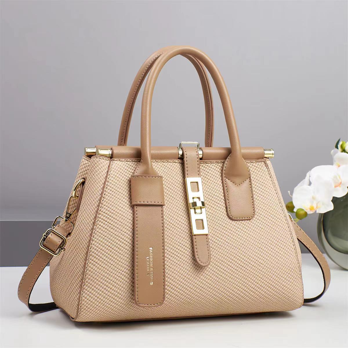 Bolso simple de gran capacidad para mujer 2025 nuevo bolso de hombro casual de todo fósforo de moda para estudiantes