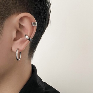 Cross-border European and American jewelry ear clip stainless steel three-piece set glossy ear bone clip street simple hip hop men and women earrings
