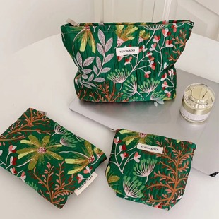 Cross-border Floral Cosmetic Bag Large Capacity Portable Skincare Storage Bag Travel Wash Bag Travel Clutch Bag