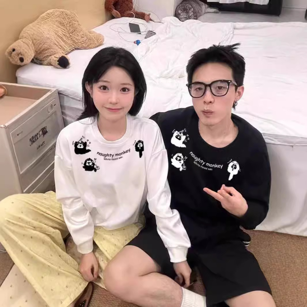 다나바타 선물 커플 가을과 겨울 2024 새로운 하이 엔드 크루 넥 세트 슈퍼 파이어 독특한 최고 트렌디