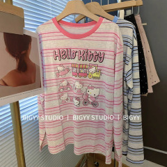 2025 春の新ピンク猫プリントストライプ長袖 Tシャツ女性のスリムルーズ優しいスタイル甘いトップ