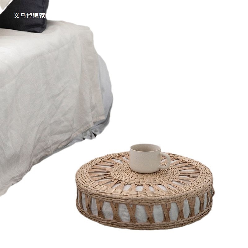 Estuilla de futón de paja artesanal nórdica en el suelo de estilo tatami japonés estuilla de ventana flotante doméstica adorando al budismo estuilla de meditación