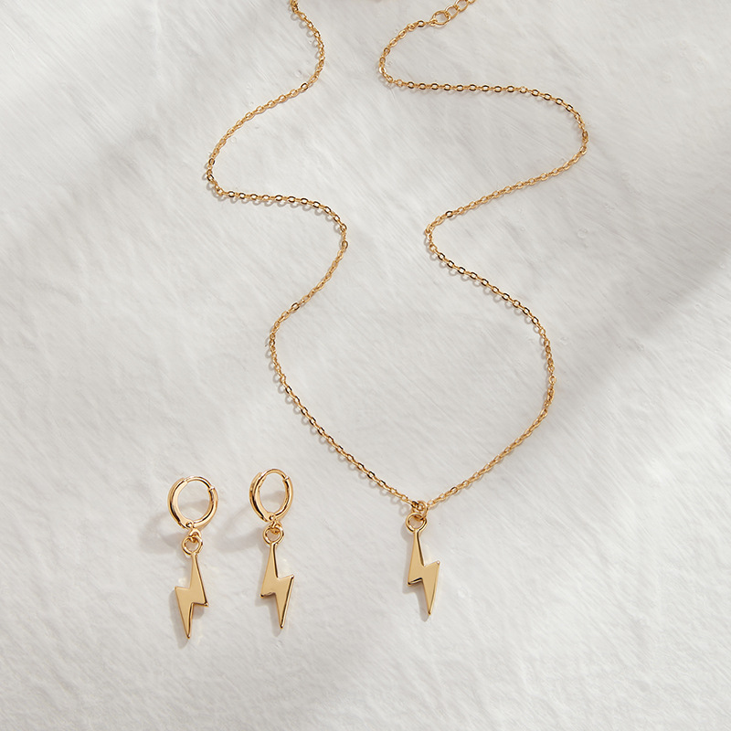 Simple Style Lightning Copper Earrings Necklace Gold Plated Copper Necklaces display picture 5