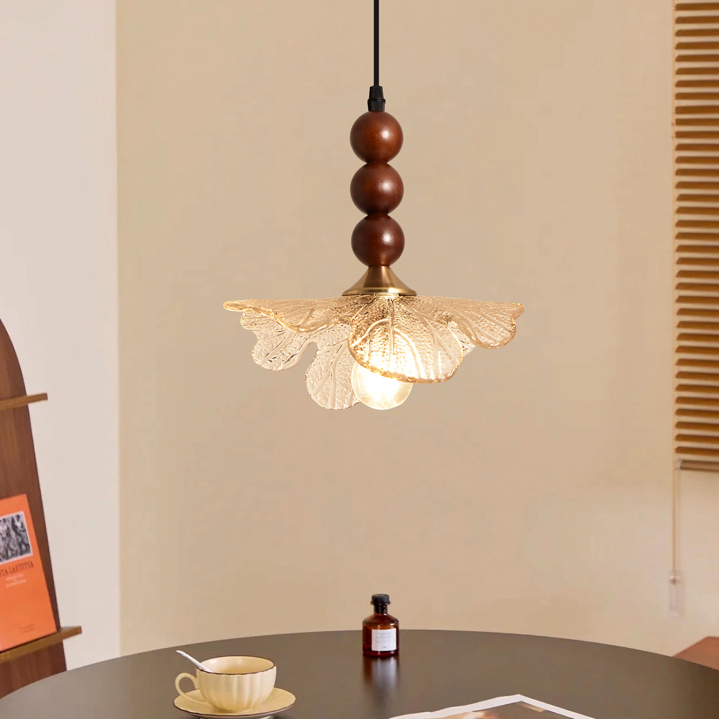 Flor medieval francesa lámpara de restaurante de tres cabezas lámpara de mesa de comedor bar estilo japonés retro estudio lámpara de sala de té L271