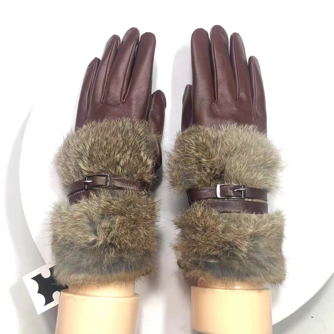 2021�¿�Ůʿ��Ƥ���׶������б�ů��ëʱ�л��ⴥ��Ƥ��������