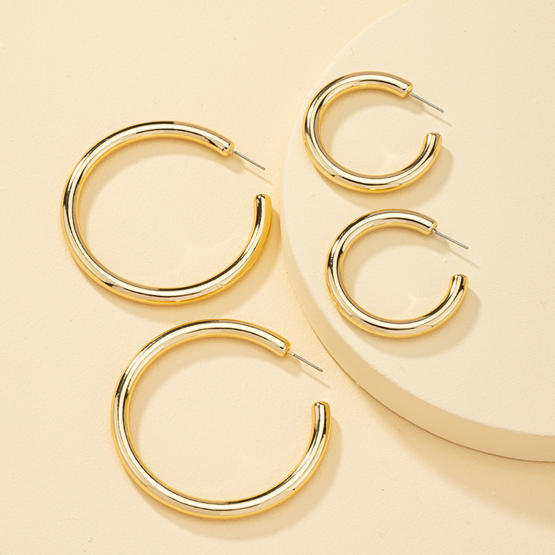Simple C-shaped Earrings Set display picture 3