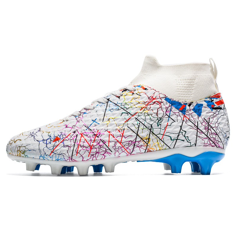2025 nuevos zapatos de fútbol transfronterizos nuevos juegos de clavos transfronterizos para hombres clavos al por mayor antideslizantes adolescentes