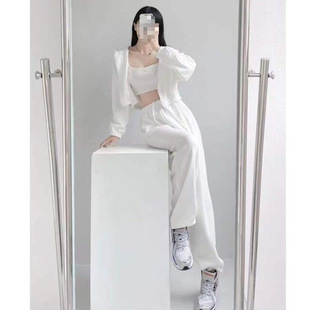 �羳�¿�Ů�b��ɫ�\��ѝŮ���������@�����ֱͲ���eѝ���K������