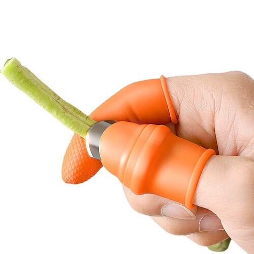 Kitchen vegetable picking artifact, multi-functional thumb knife gloves, peeling vegetables and pinching kidney beans, vegetable picking hand guard, finger gloves, direct sales
