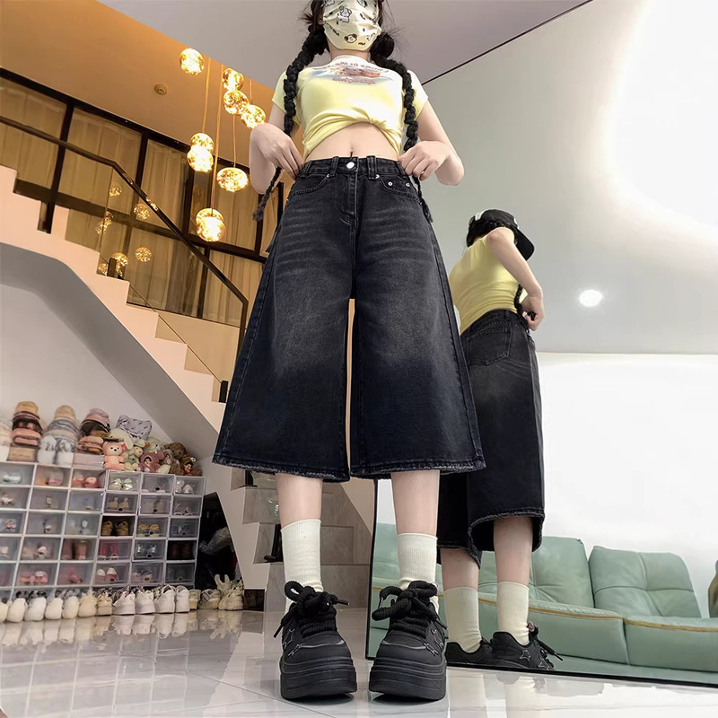 High-Waisted Wide-Leg Cropped Denim Shorts for Women, Summer Black and Gray, Plus-Size, Loose Fit, Slimming, Drapey, Straight-Leg Mid-Length Pants High-Waisted Wide-Leg Cropped Denim Shorts for Women, Summer Black and Gray, Plus-Size, Loose Fit, Slimming, Drapey, Straight-Leg Mid-Length Pants