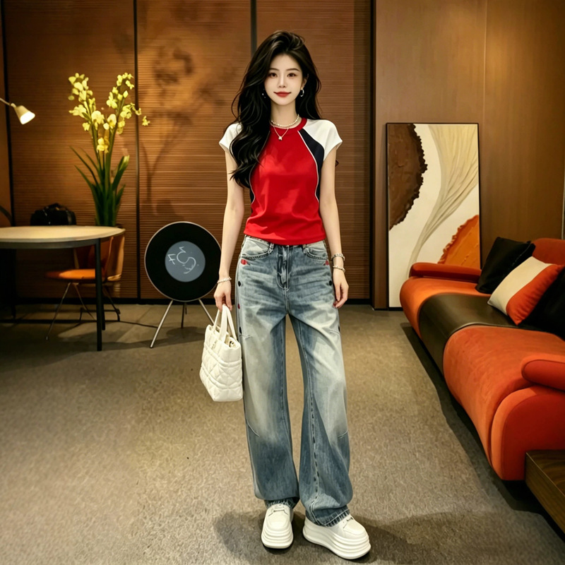 2026 Summer Fashion Color-Blocking Short Tops Slimming Wide-Leg Pants Stylish Jeans Petite Outfit Trendy Set