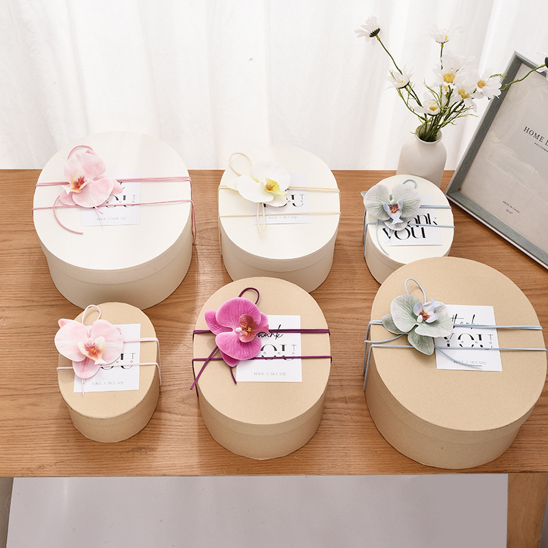 Mother's Day Kraft Paper Oval Wedding Favor Box Baking Packaging Box Birthday Cookie Pastry Gift Box