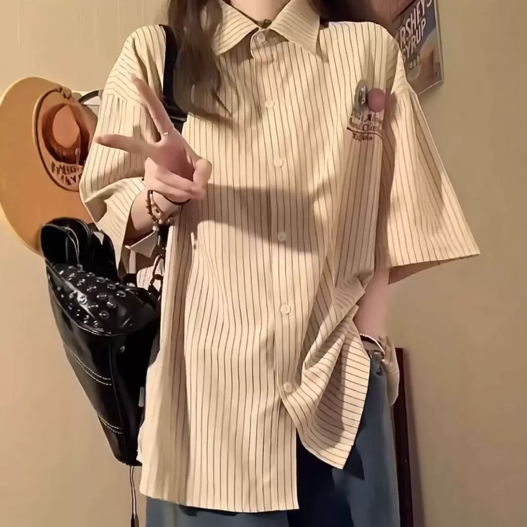 日系复古条纹短袖衬衫女ins夏季宽松休闲chic港味上衣国潮牌外套