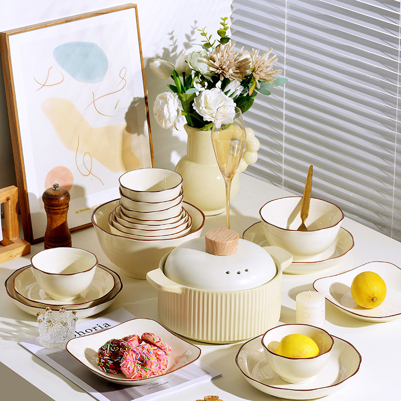 High-Looking Accessible Luxury Coffee-Colored Cream Household Ceramic Tableware Set Bowls, Plates, Noodle Soup Bowls, Fish Plates, Free Combination Gifts High-Looking Accessible Luxury Coffee-Colored Cream Household Ceramic Tableware Set Bowls, Plates, Noodle Soup Bowls, Fish Plates, Free Combination Gifts