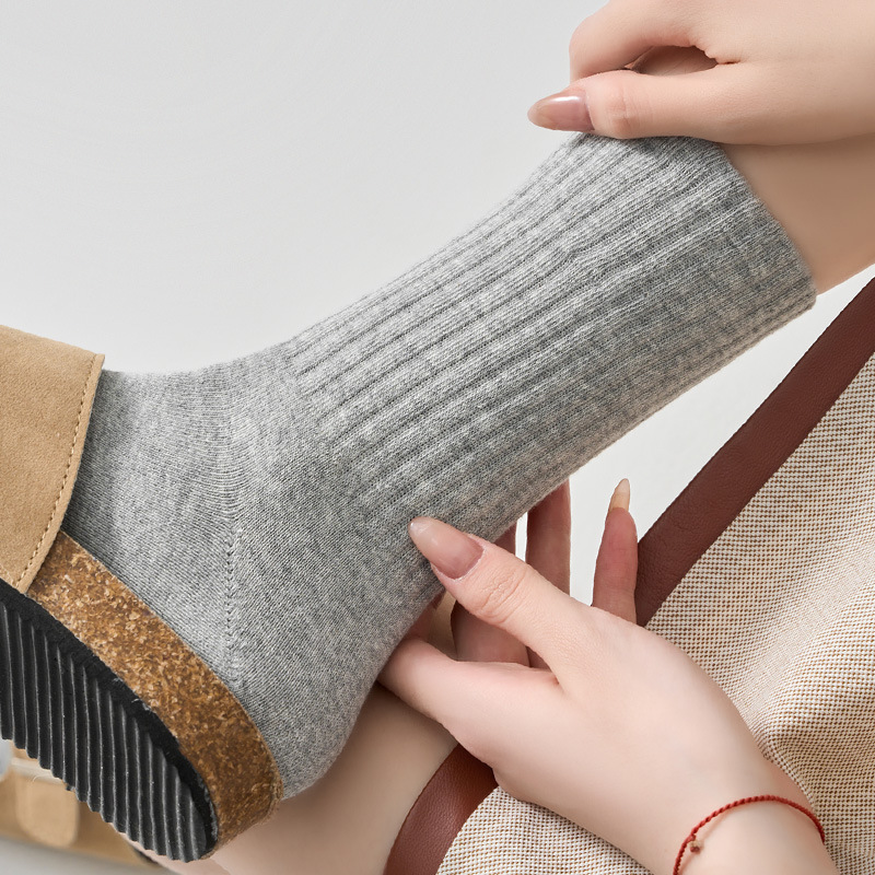Comfortable soft elastic soft bullet