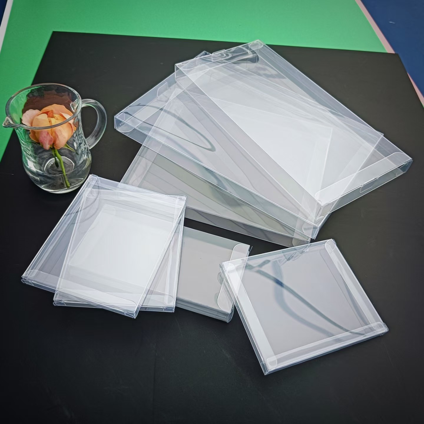 3-4 Spot PVC transparente caja pequeña lápiz labial aceite esencial galleta máscara transparente paquete de paquete de plástico caja plegable al por mayor