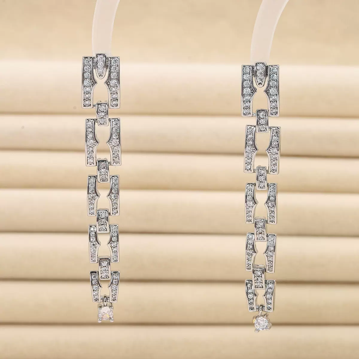 新款气质耳饰镶锆石长款修饰脸型耳环小众设计高级感饰品厂家批发